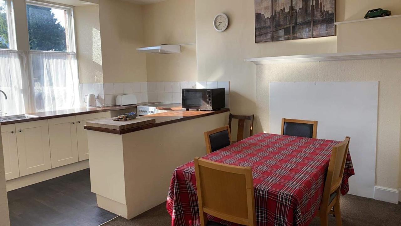 1St Floor Alexandra House Apartman Aberfeldy Kültér fotó
